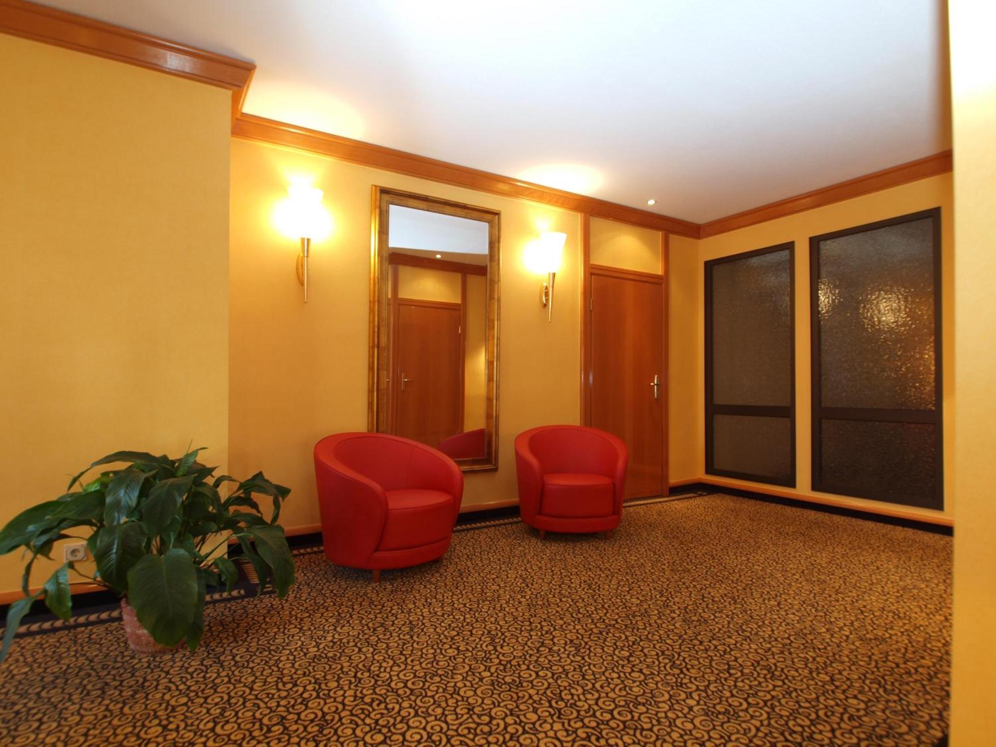 Hotel Matthias Gnarrenburg Bagian luar foto