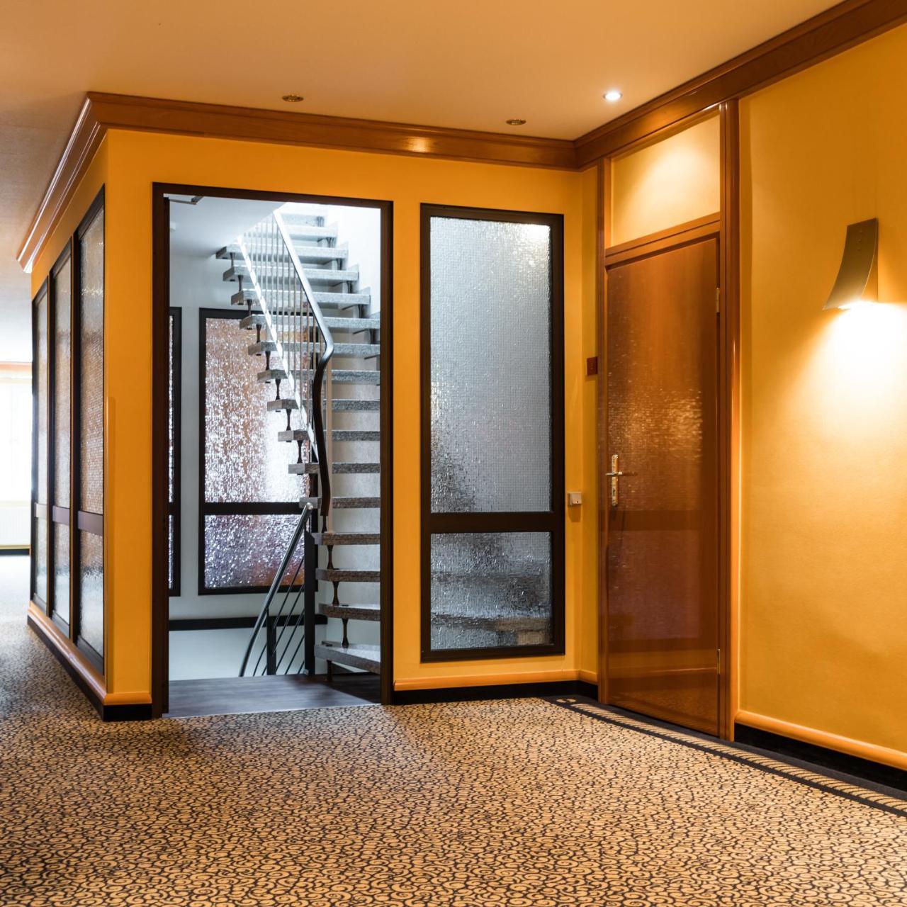 Hotel Matthias Gnarrenburg Bagian luar foto